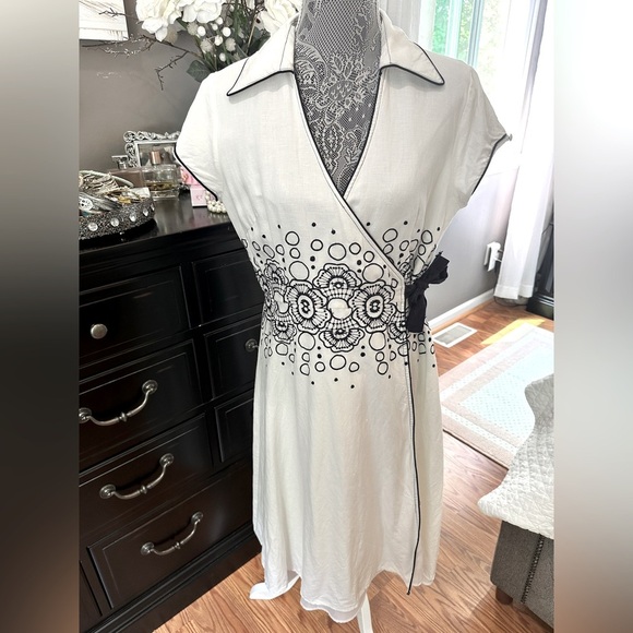 PS…Style Navy Embroidered Retro Wrap Dress – Size 14 - Picture 8 of 16